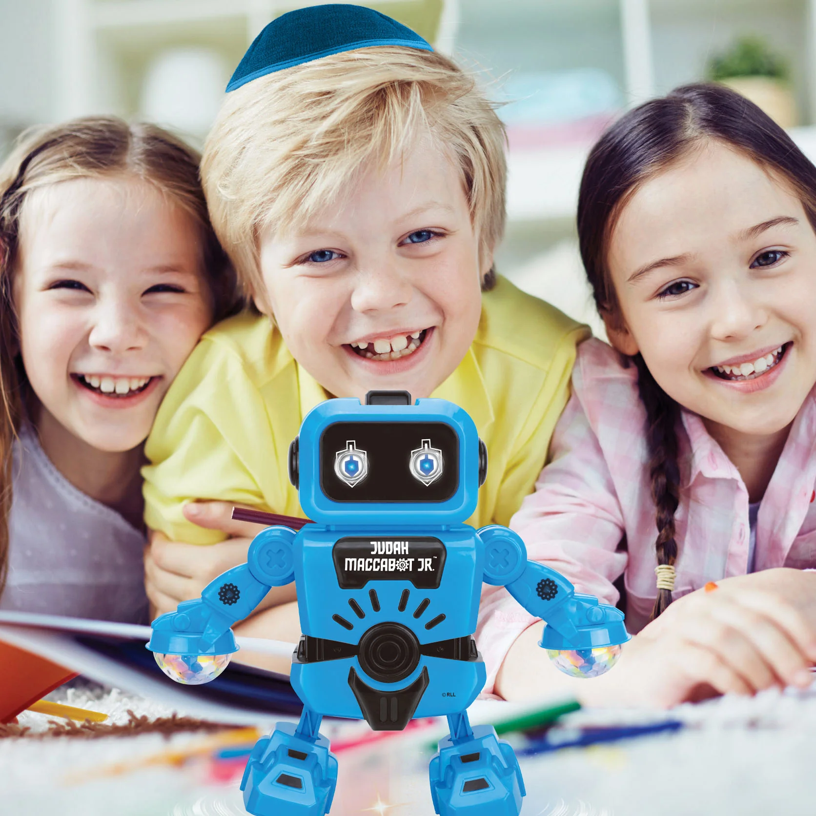 Rite Lite - JUDAH MACCABOT JR™ Chanukah Robot - Image 4