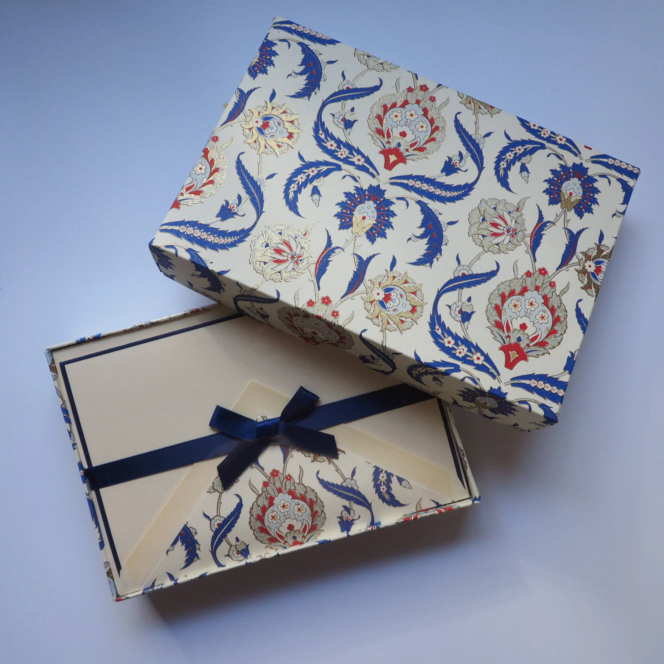 ROSSI 1931 - Folded Cards and Lined Envelopes - Blue Feathers – BSC117