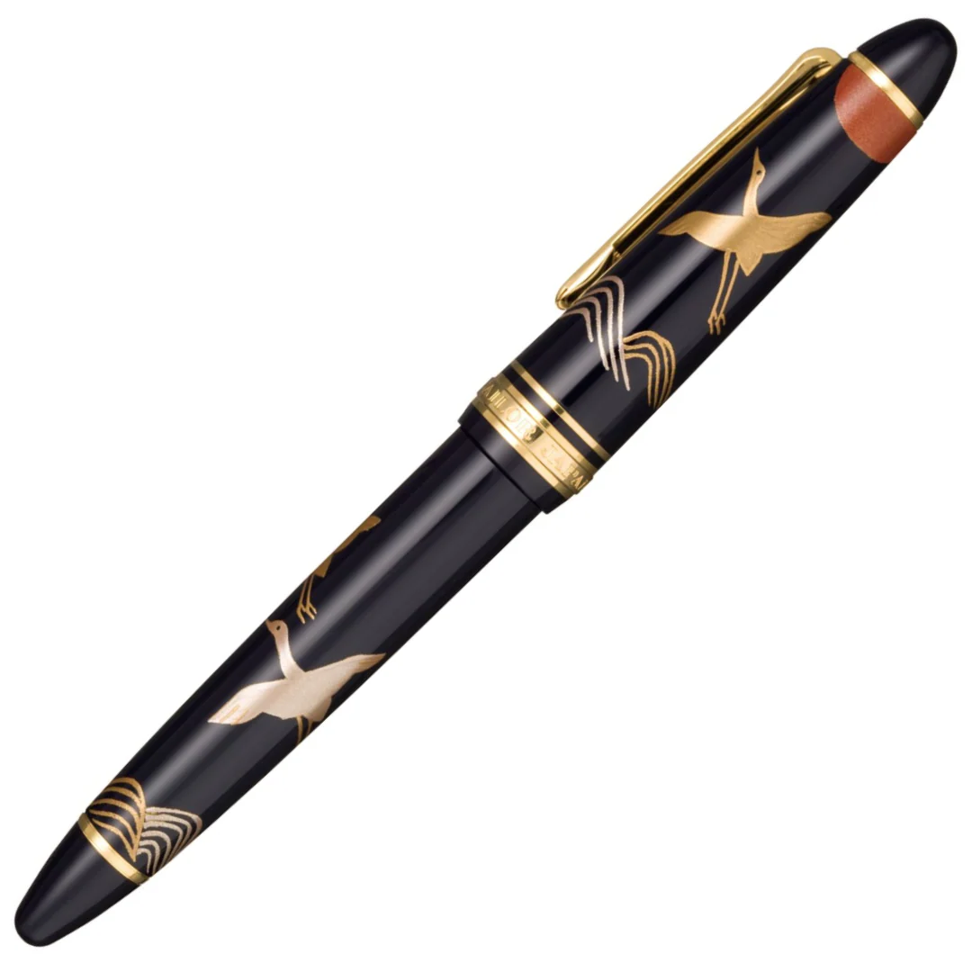 SAILOR PEN - 1911 Maki-e "Tsuru" Crane Fountain Pen - 14 KT Gold Medium Nib