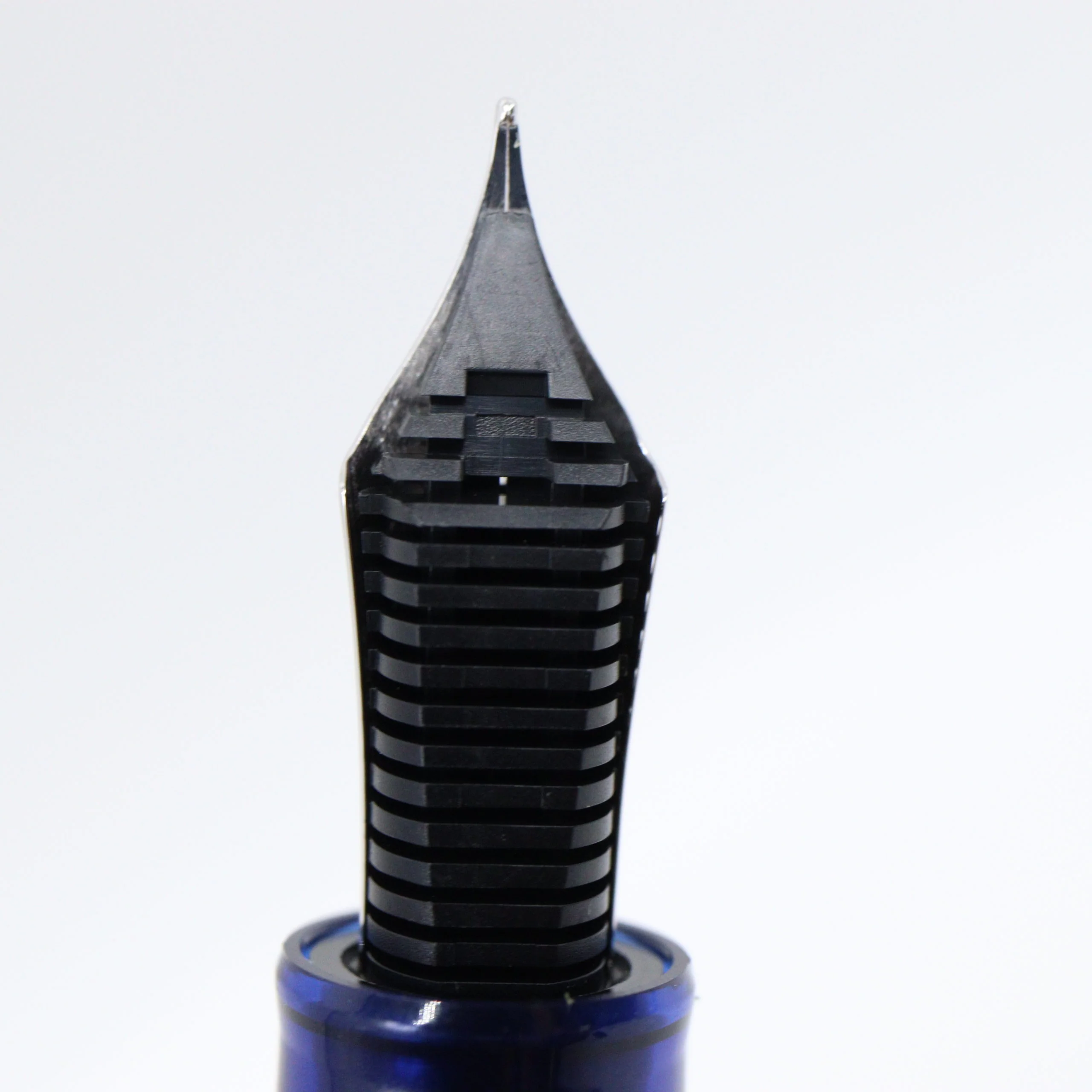SAILOR PEN - PRO GEAR FOUNTAIN PEN - TEA TIME FIKA CUP BLUE - SPECIAL EDITION - Image 8
