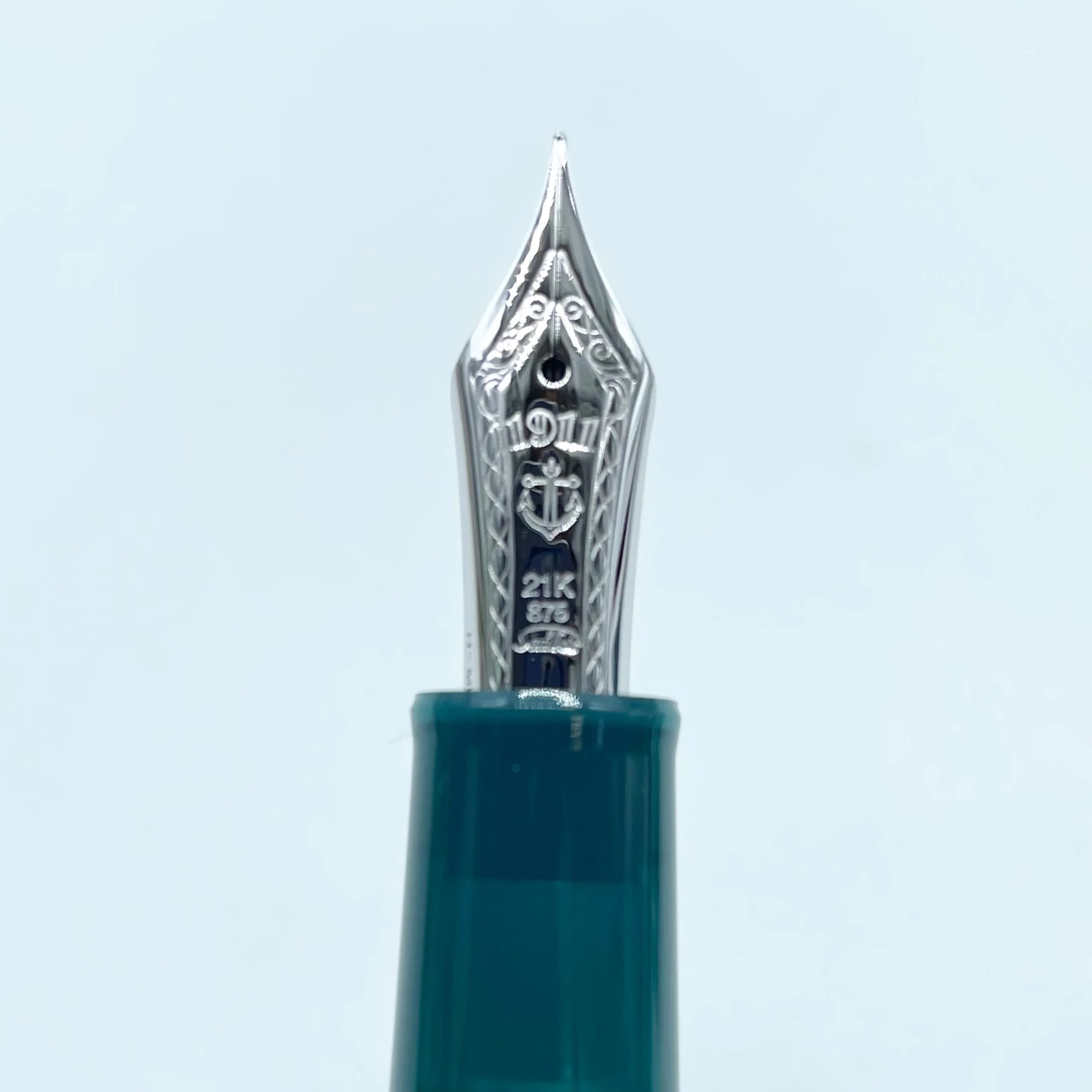 SAILOR PEN - Professional Gear 21K Gold Nib Fountain Pen - Special Edition "Ocean Blue" - Image 6
