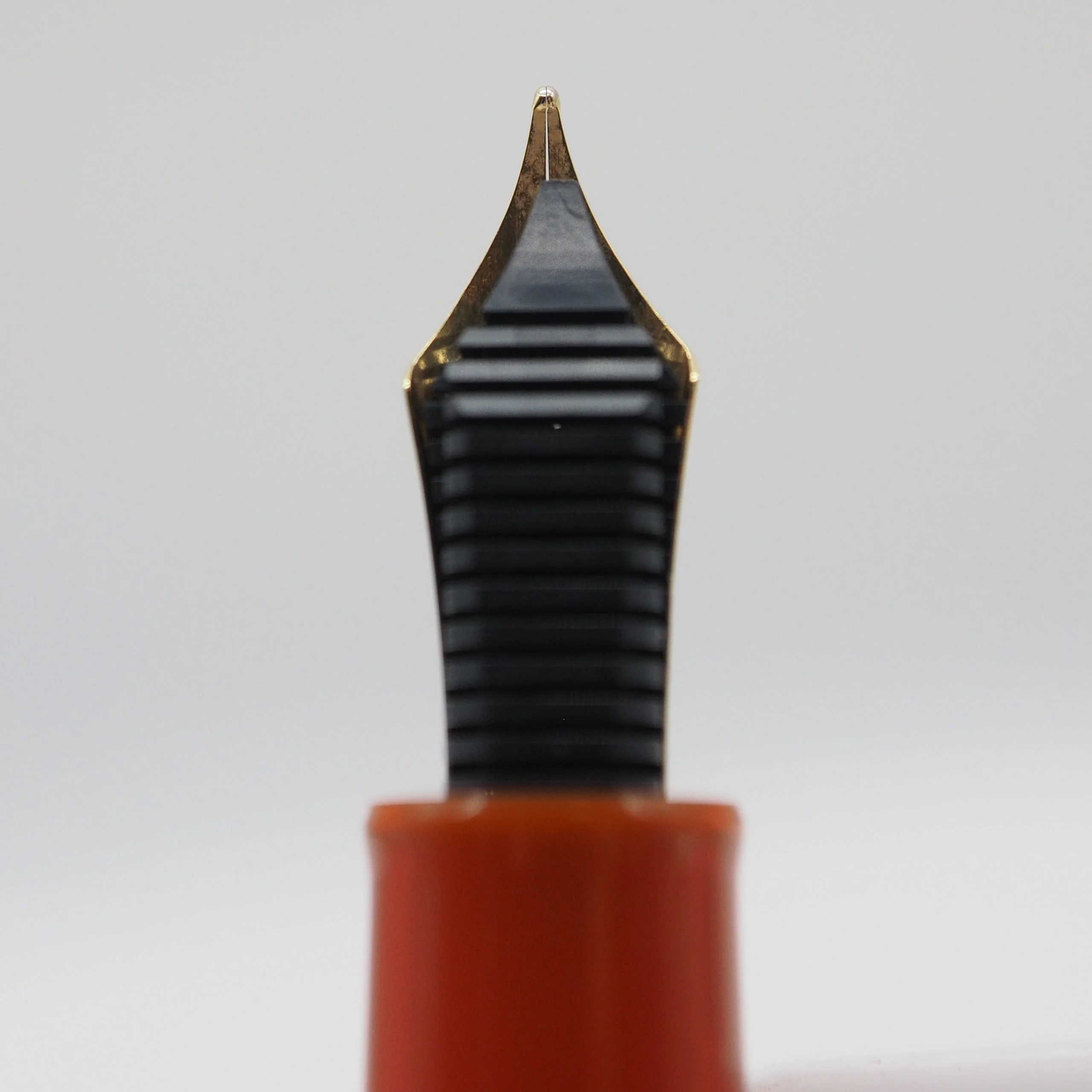 SAILOR PEN - Professional Gear Slim 14K Gold Fountain Pen - "Fire" - Image 11