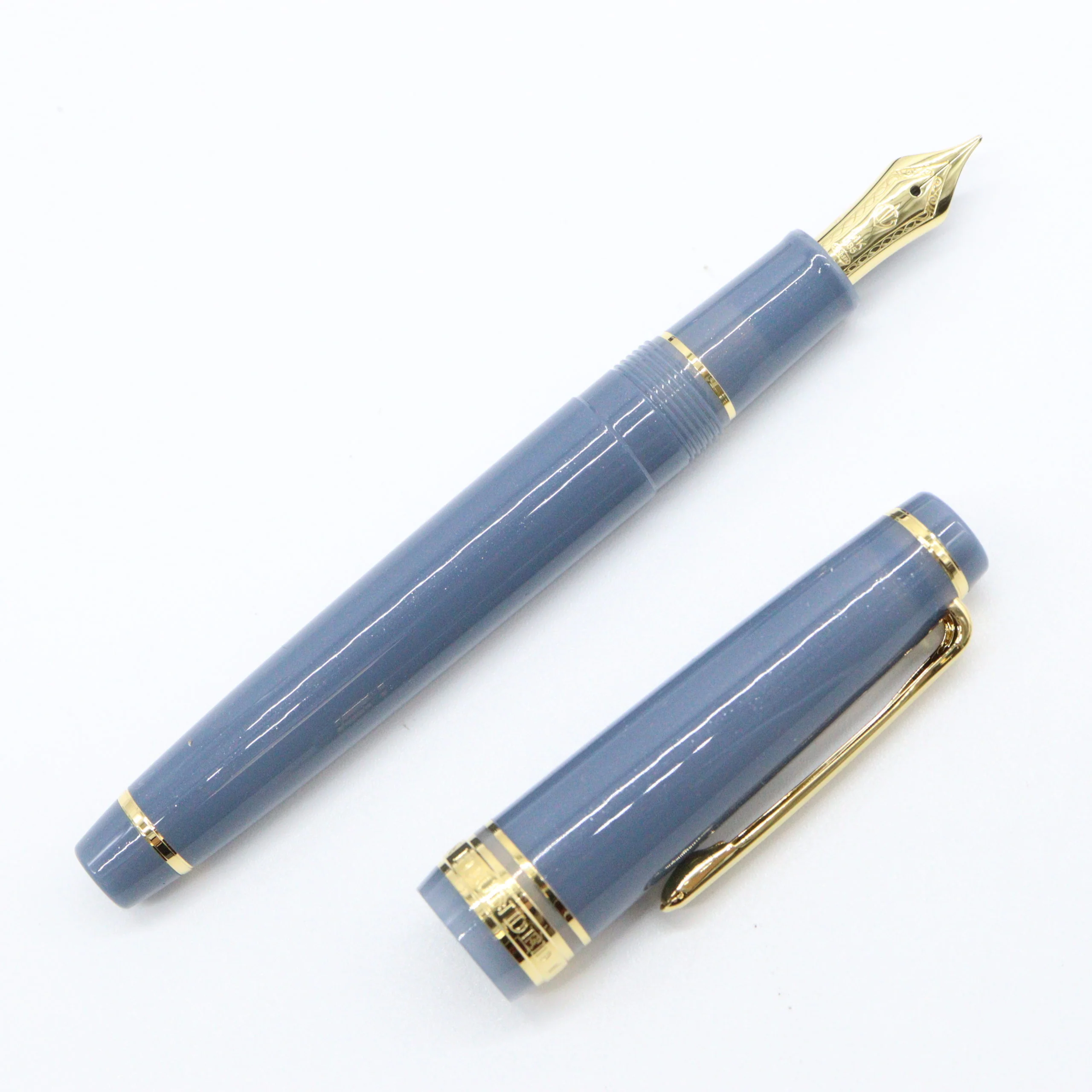 SAILOR PEN - Professional Gear Slim 14K Gold Nib - "Seasonal Festival" Fountain Pen - KOI - Image 4