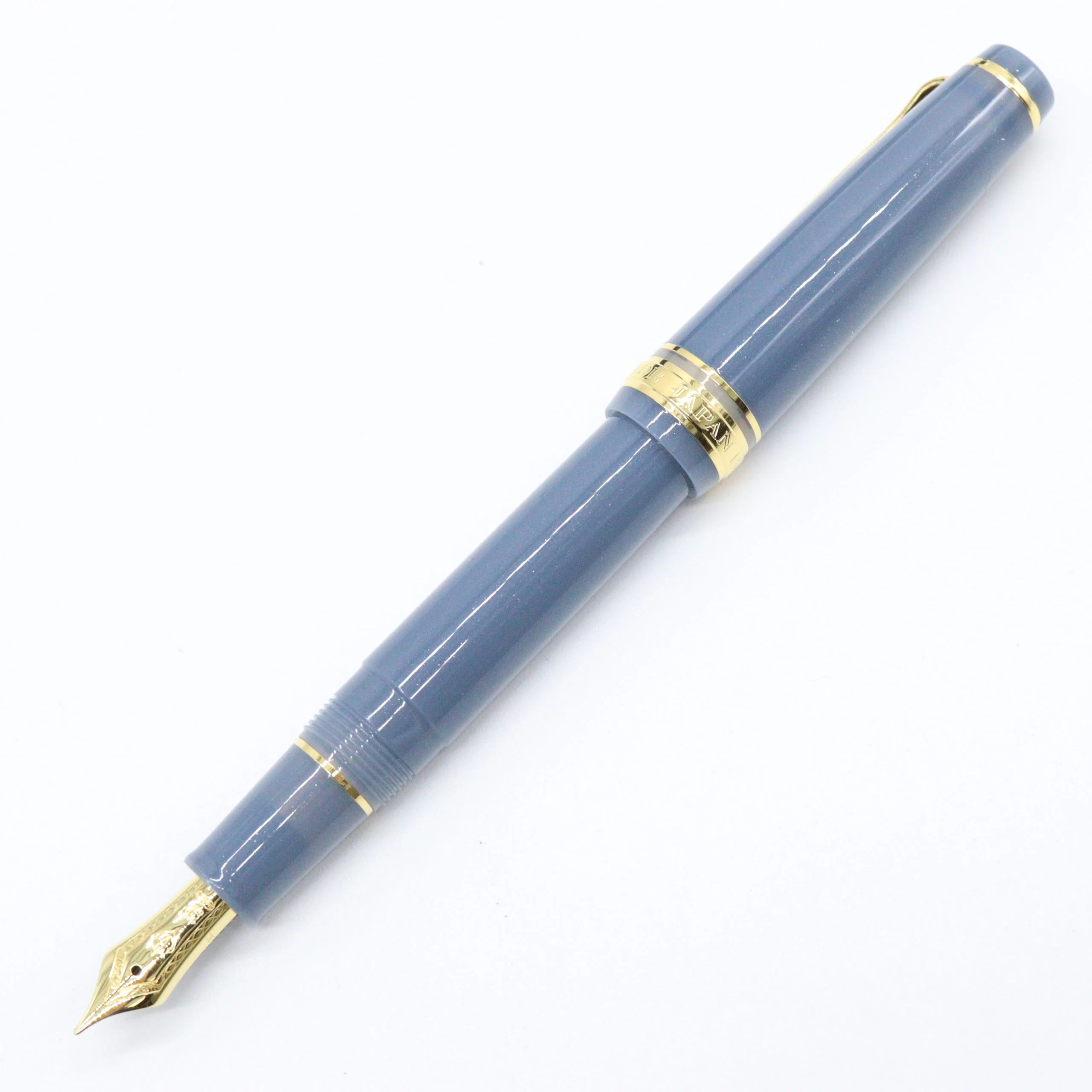 SAILOR PEN - Professional Gear Slim 14K Gold Nib Fountain Pen - "Seasonal Festivals" Gift Set - KOI - Image 2