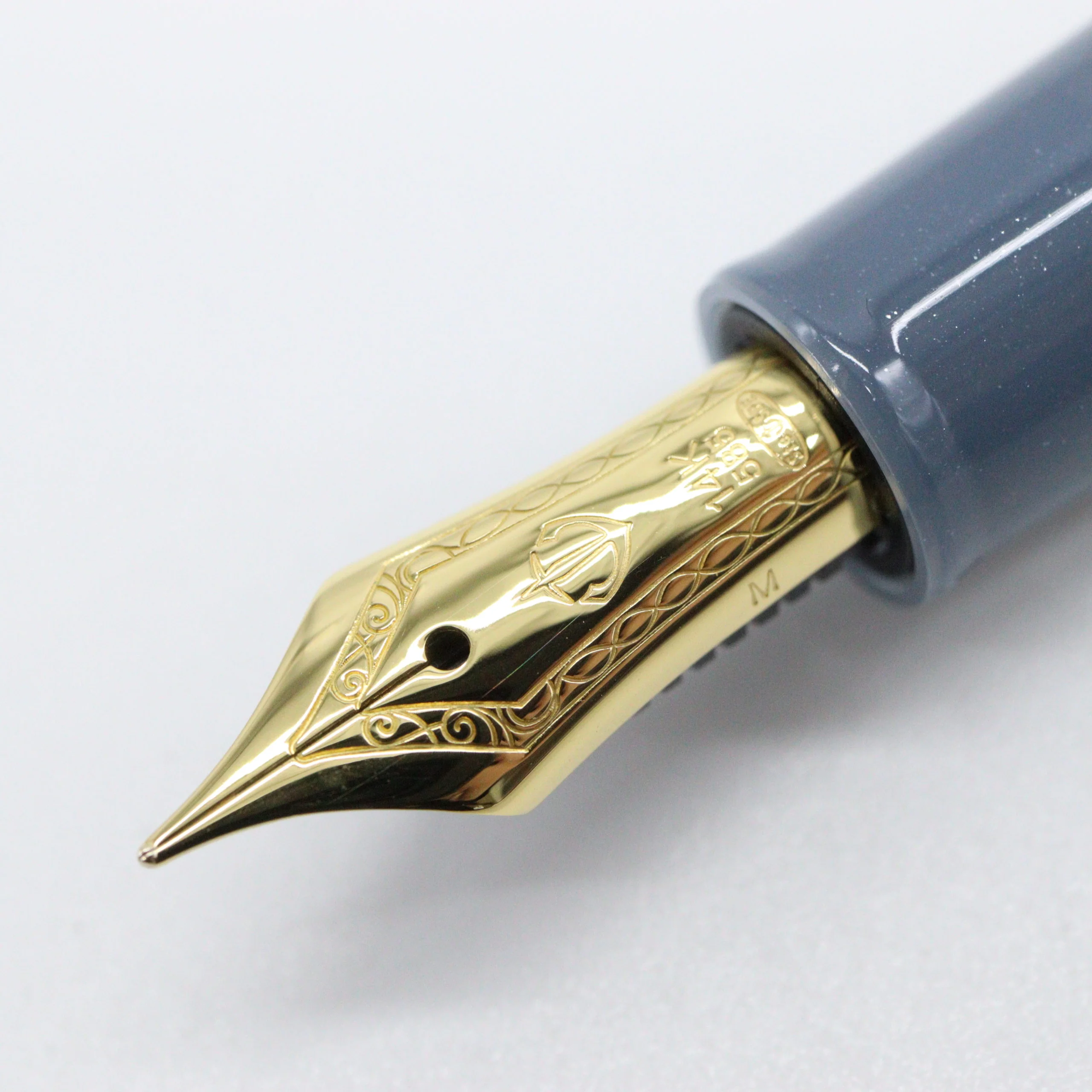 SAILOR PEN - Professional Gear Slim 14K Gold Nib Fountain Pen - "Seasonal Festivals" Gift Set - KOI - Image 5