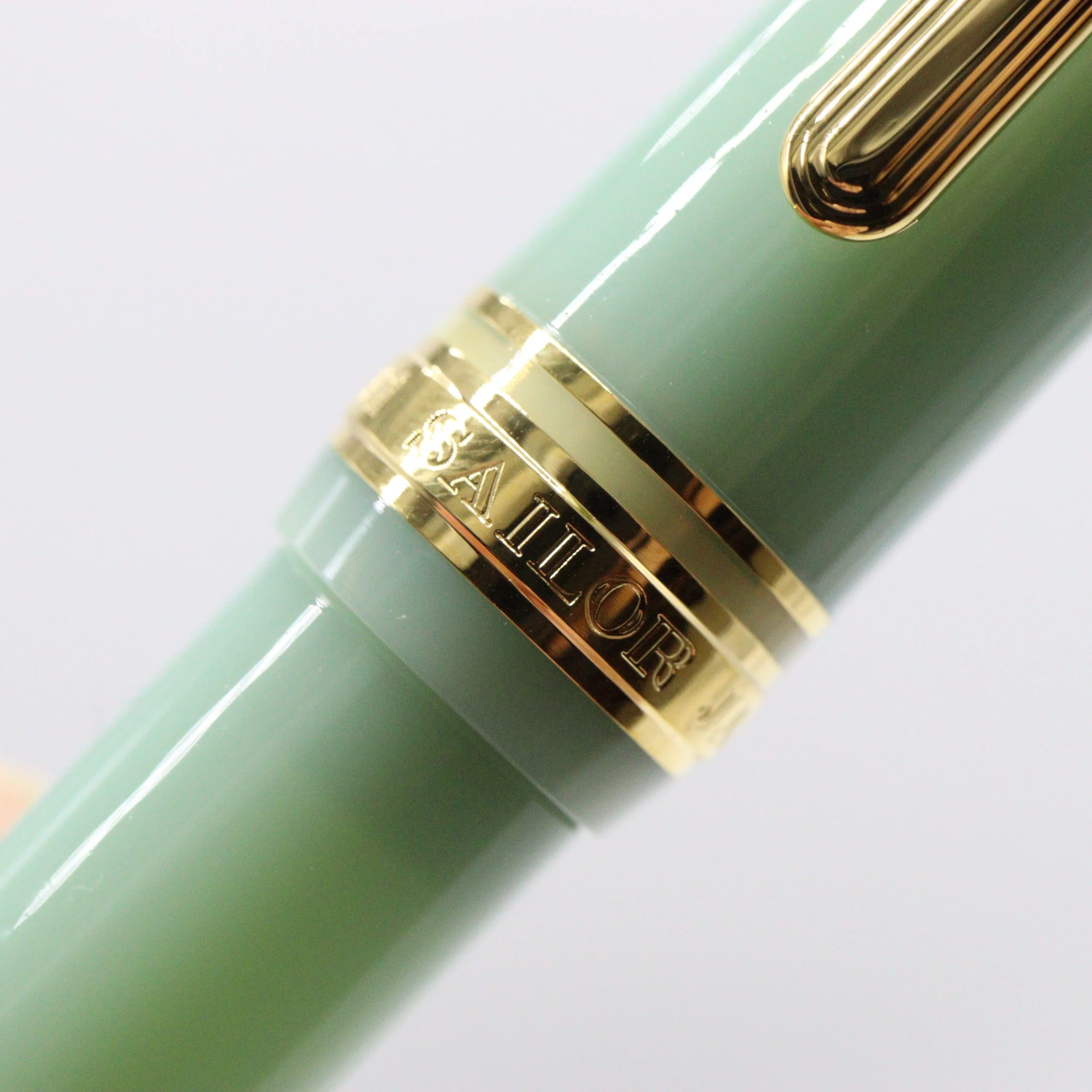 SAILOR PEN – Professional Gear Slim 14K Gold Nib Fountain Pen - “Seasonal Festival” Gift Set – SERI - Image 10