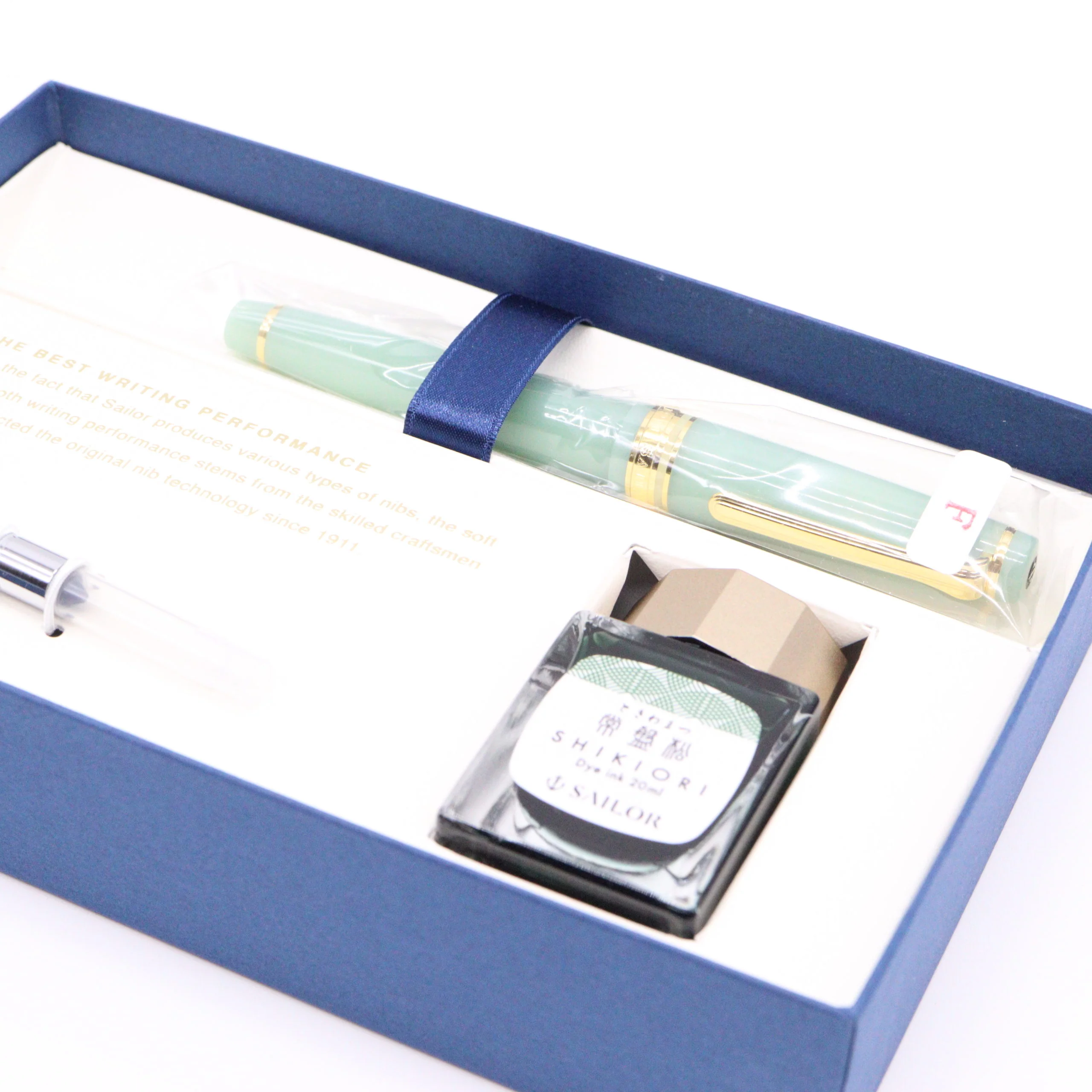 SAILOR PEN – Professional Gear Slim 14K Gold Nib Fountain Pen - “Seasonal Festival” Gift Set – SERI - Image 12