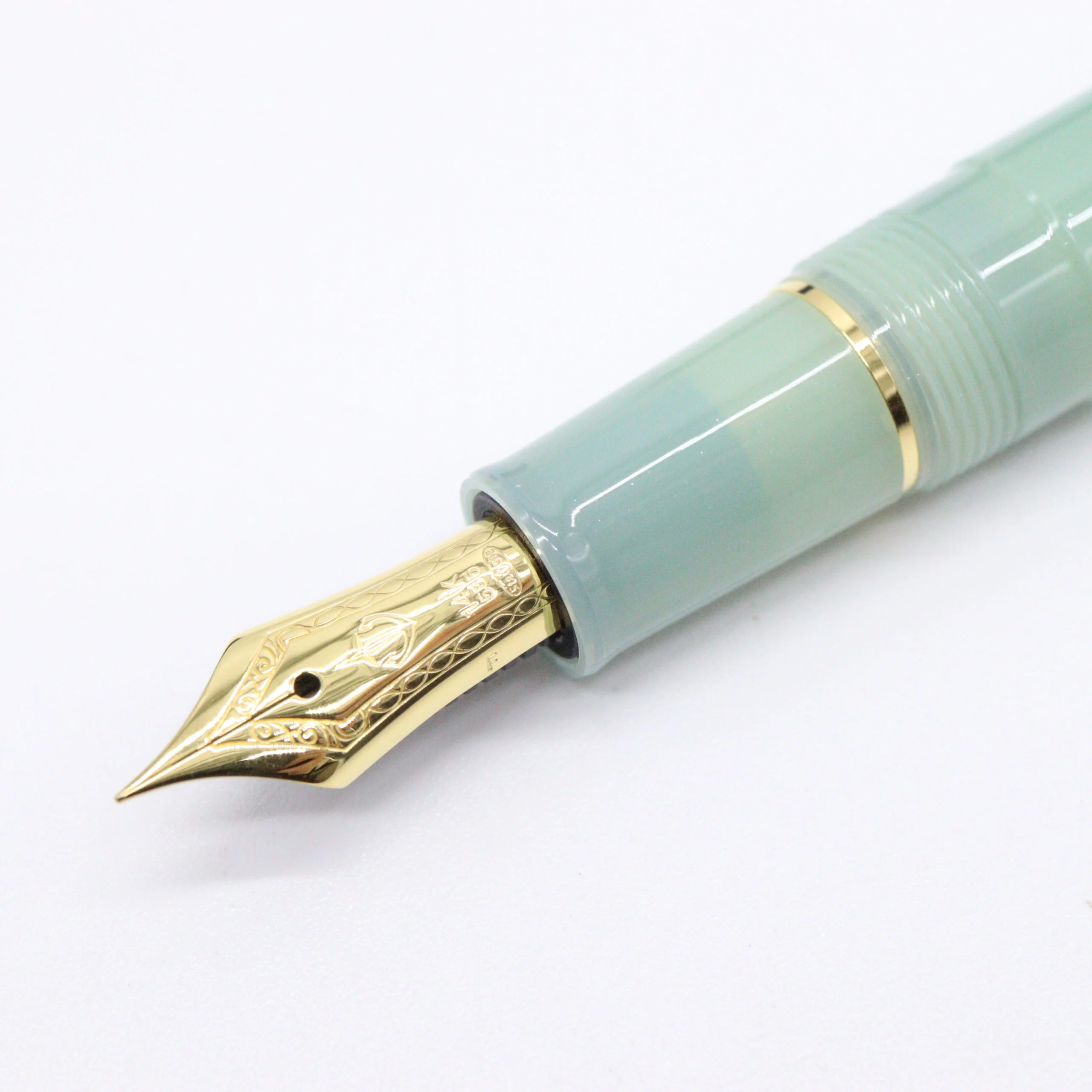 SAILOR PEN – Professional Gear Slim 14K Gold Nib Fountain Pen - “Seasonal Festival” Gift Set – SERI - Image 5