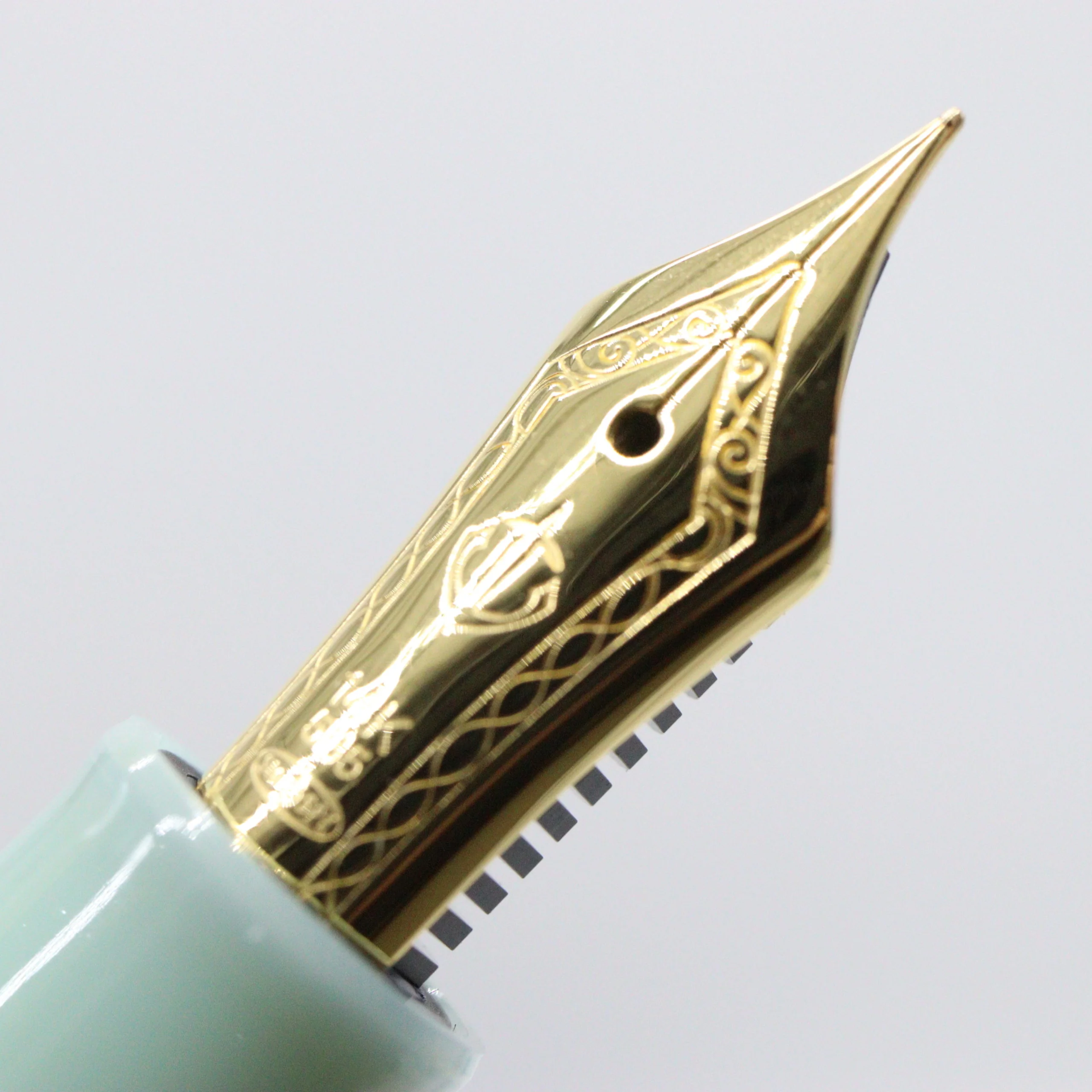 SAILOR PEN – Professional Gear Slim 14K Gold Nib Fountain Pen - “Seasonal Festival” Gift Set – SERI - Image 7