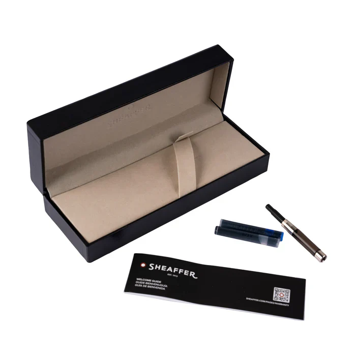 Sheaffer - 100 Glossy PVD Rollerball - Gold/Gold Trim - Image 6