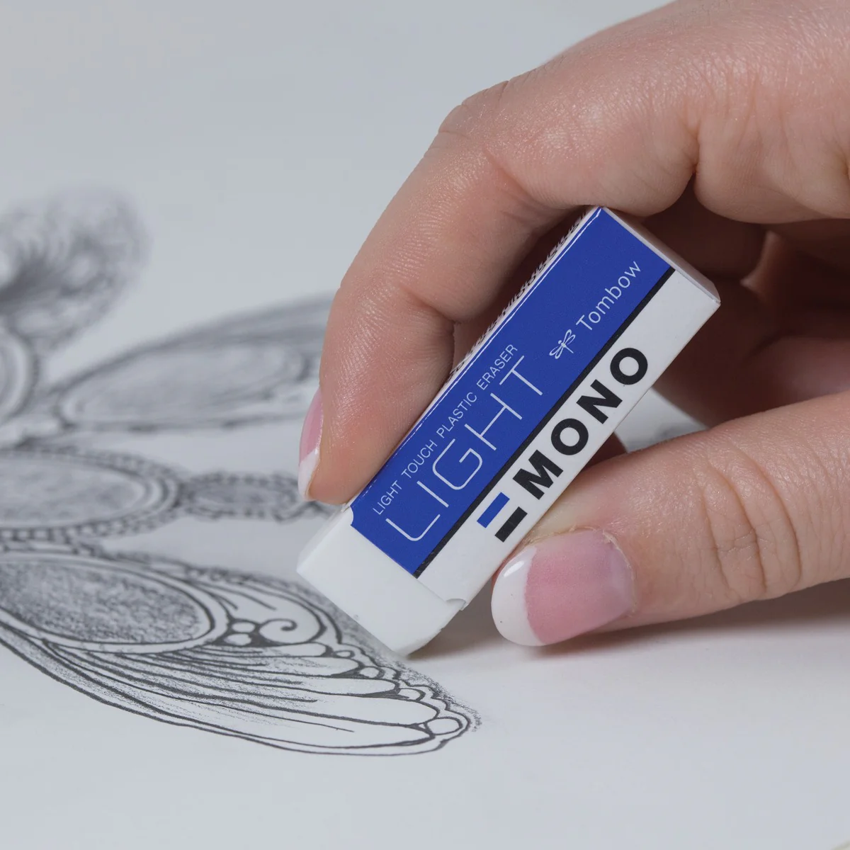 Tombow - MONO Light Touch Eraser - Image 5