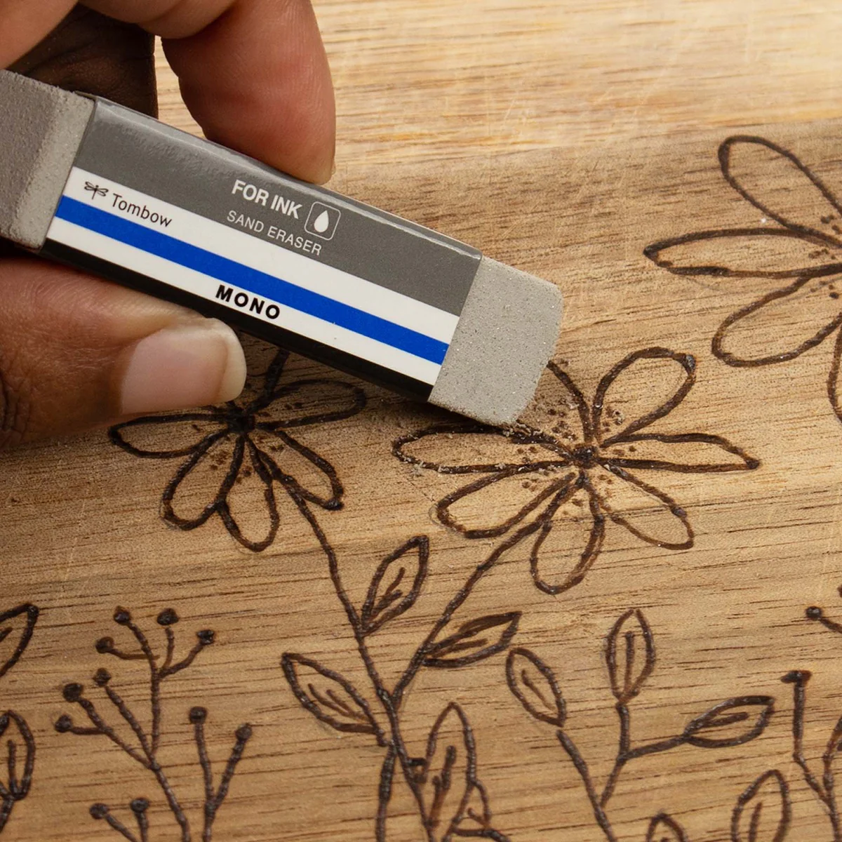 Tombow - MONO Sand Eraser - Ink - Image 6