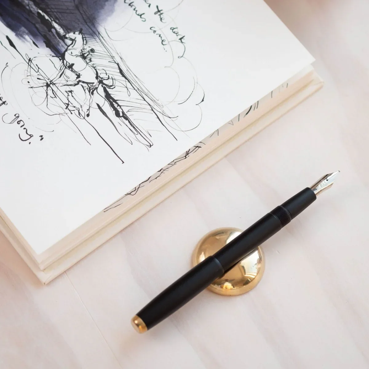 Tom's Studio - The Studio Fountain Pen - Black - Image 3