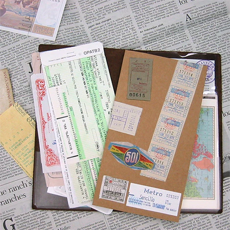 Traveler's Notebook - 004 Pocket Sticker Plastic Sleeve - Regular Size - Image 3