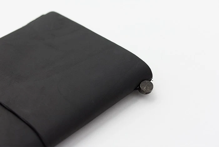 Traveler's Notebook - Starter Kit Leather Cover - Black - Regular Size - Image 3