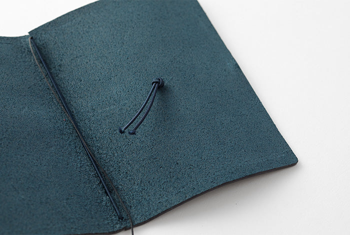 Traveler's Notebook - Starter Kit Leather Cover - Blue - Passport Size - Image 4