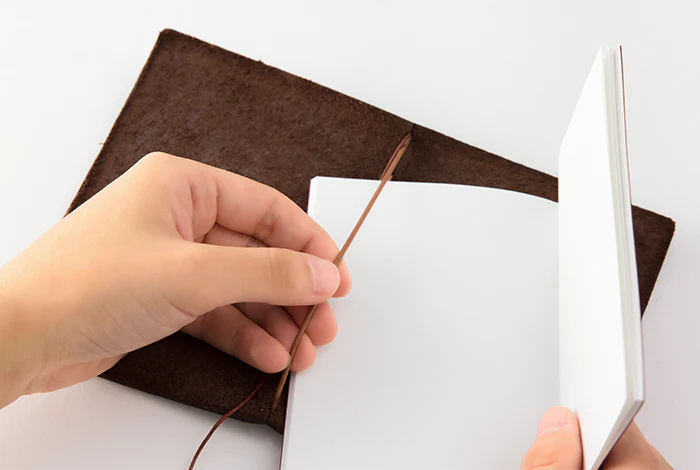 Traveler's Notebook - Starter Kit Leather Cover - Brown - Passport Size - Image 5