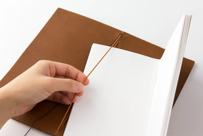 Traveler's Notebook - Starter Kit Leather Cover - Camel - Regular Size - Image 5