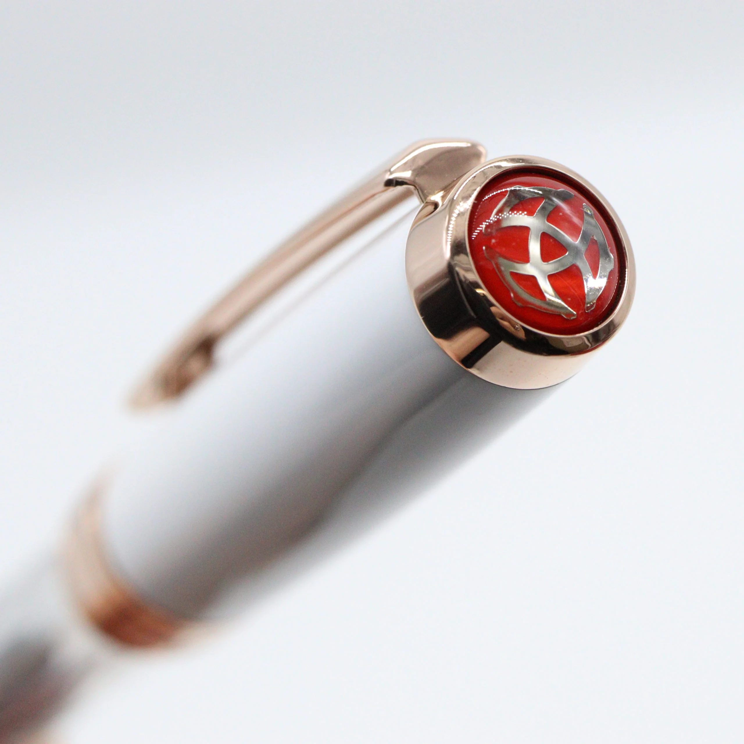 TWSBI - Diamond 580 - Fountain Pen - White & Rose Gold II - Image 12