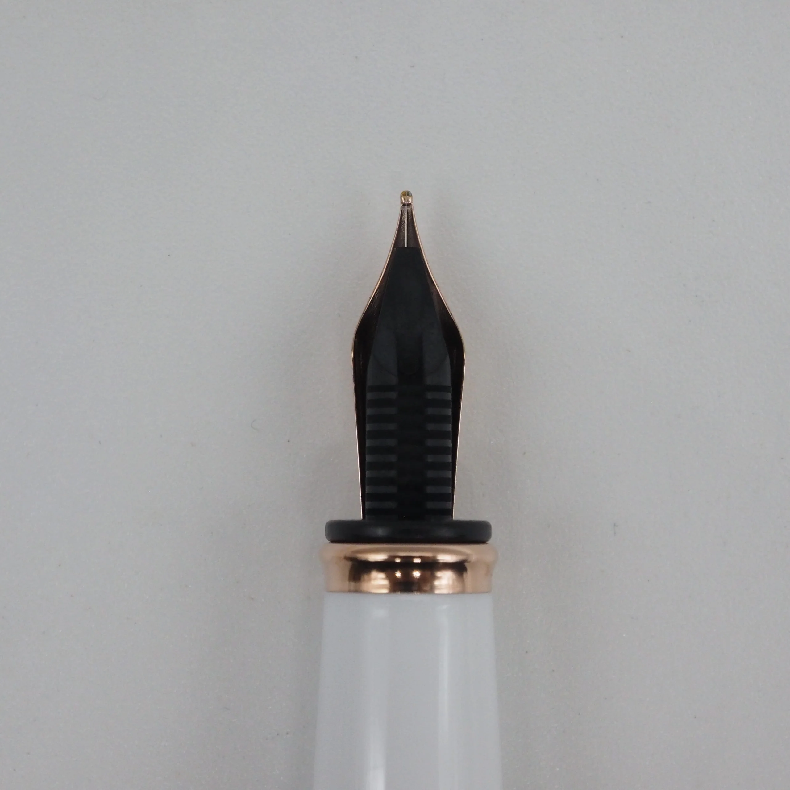 TWSBI - Diamond Mini Fountain Pen | White Rose Gold II - Image 7