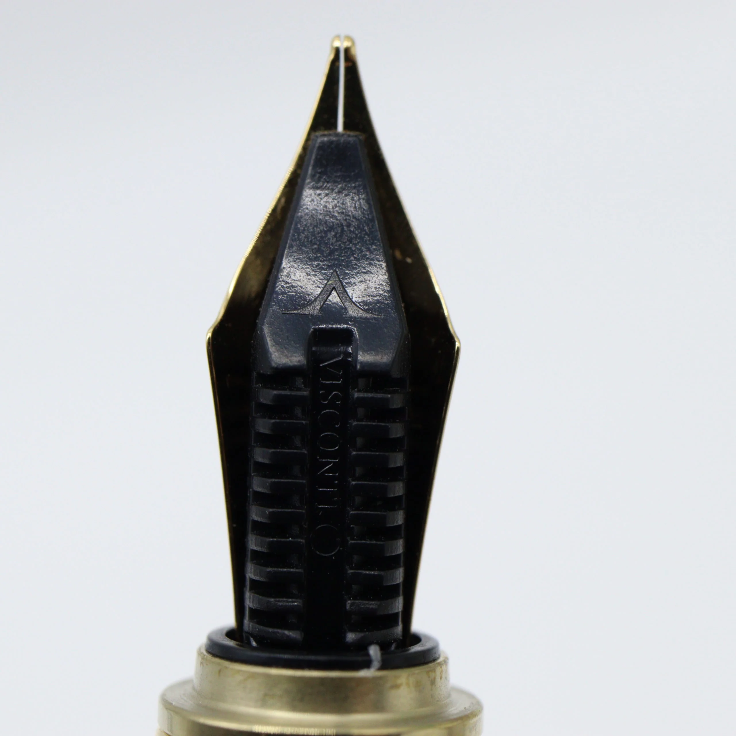 VISCONTI – Fountain Pen Impressionist Collection – Van Gogh “The Novel Reader” - Image 7